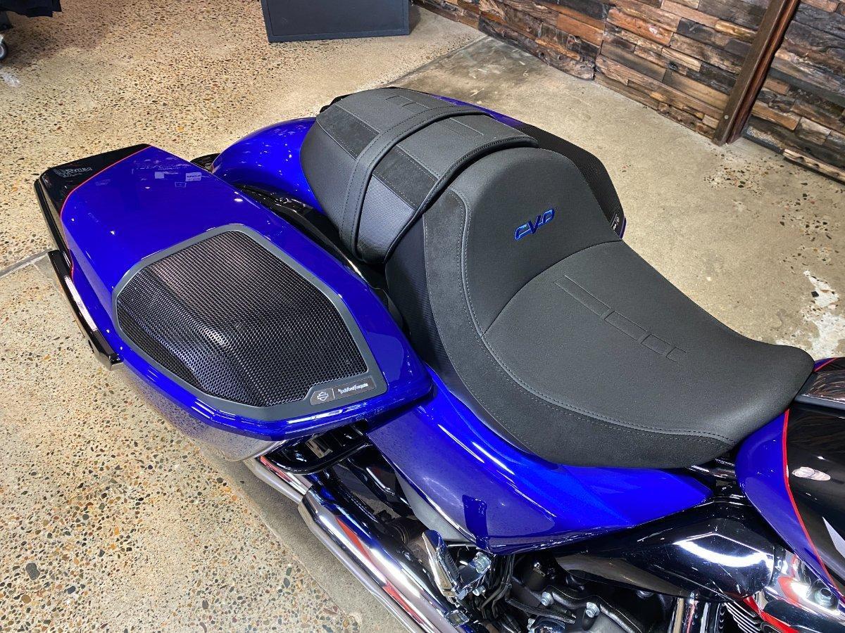 2025 HARLEY-DAVIDSON FLTRXSE CVO ROAD GLIDE (121) TOURER