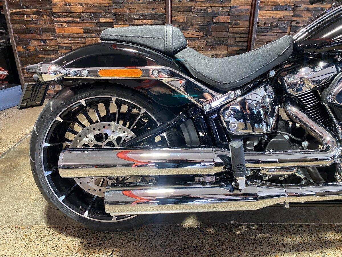 2026 HARLEY-DAVIDSON FXBR BREAKOUT (117) CRUISER