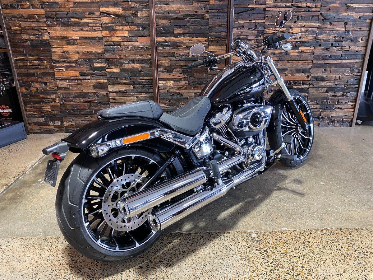 2026 HARLEY-DAVIDSON FXBR BREAKOUT (117) CRUISER