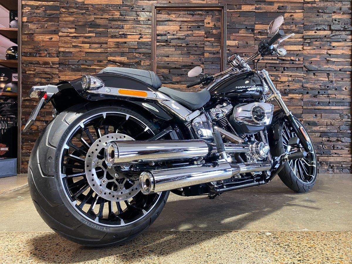 2026 HARLEY-DAVIDSON FXBR BREAKOUT (117) CRUISER