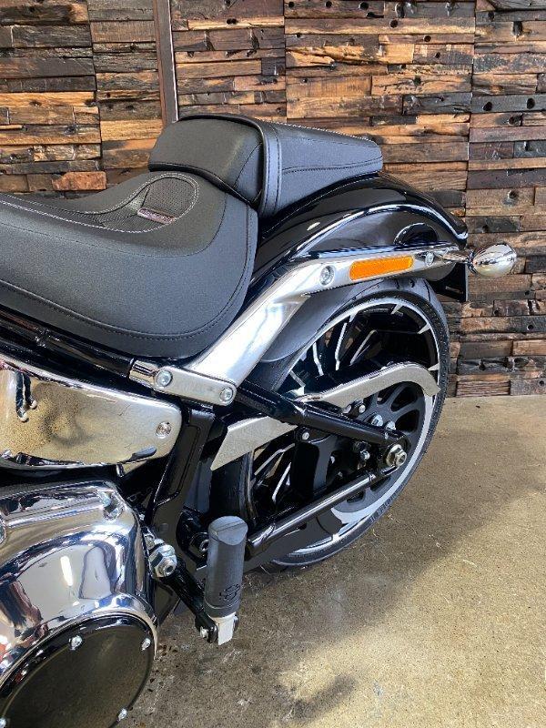 2026 HARLEY-DAVIDSON FXBR BREAKOUT (117) CRUISER