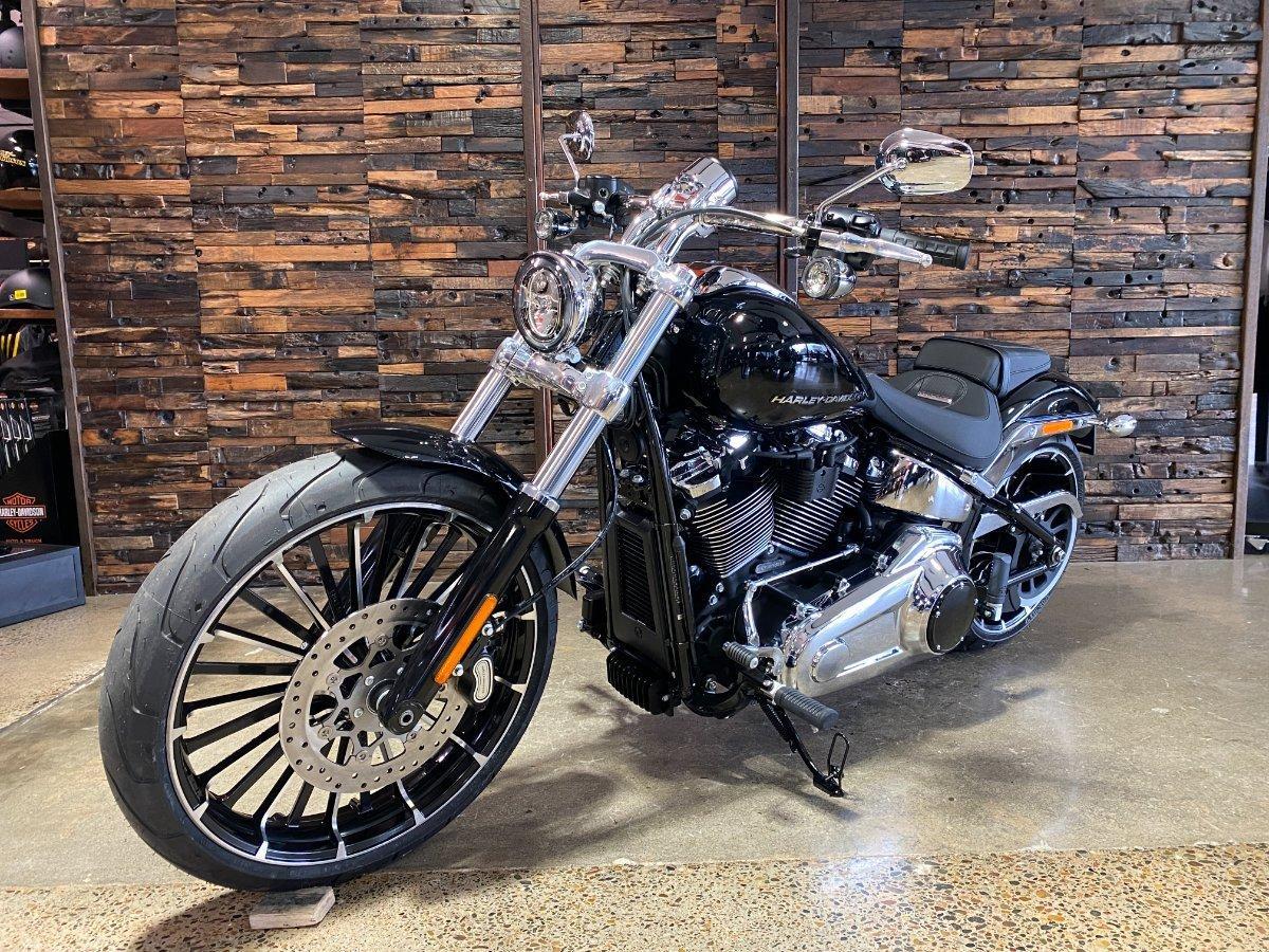 2026 HARLEY-DAVIDSON FXBR BREAKOUT (117) CRUISER