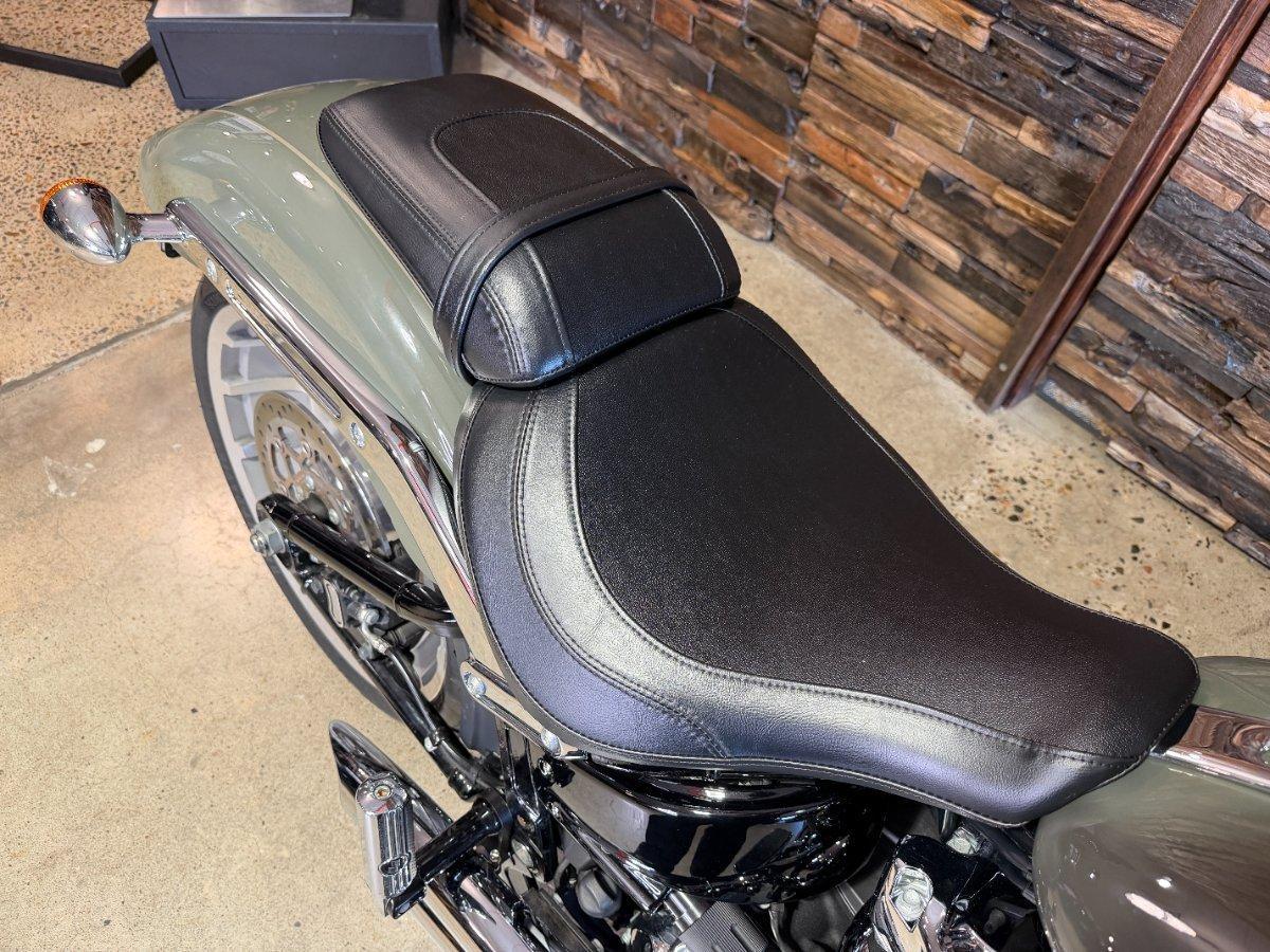2021 HARLEY-DAVIDSON FLFBS FAT BOY (114) CRUISER