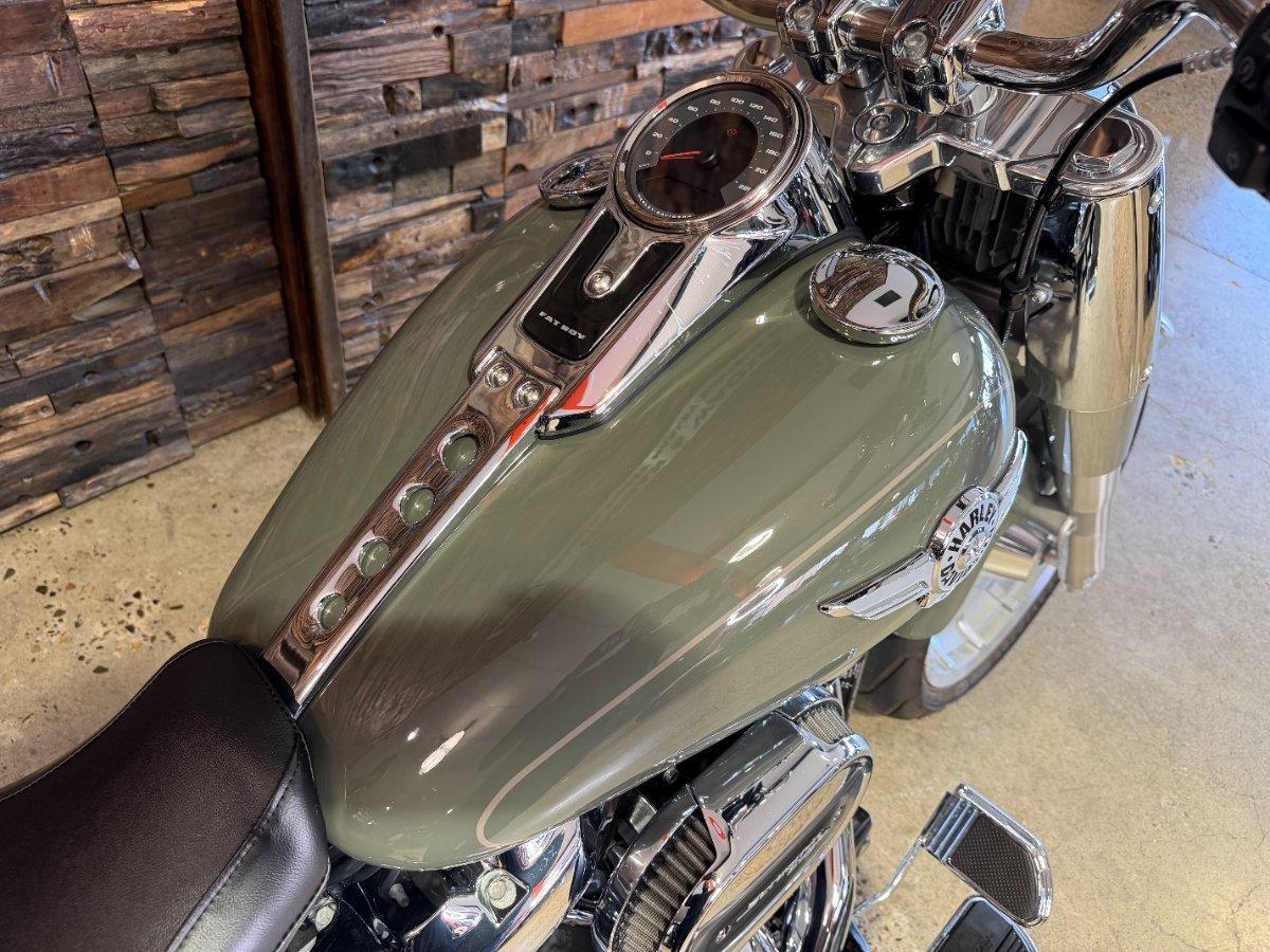 2021 HARLEY-DAVIDSON FLFBS FAT BOY (114) CRUISER