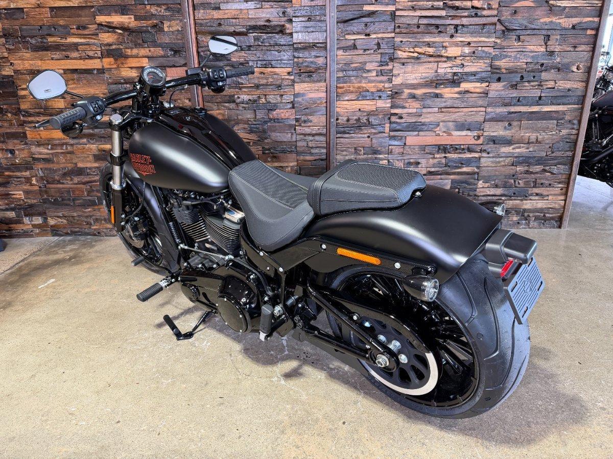2026 HARLEY-DAVIDSON FXBR BREAKOUT (117) CRUISER