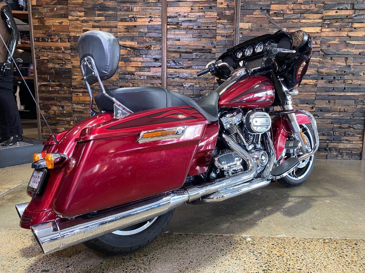 2017 HARLEY-DAVIDSON FLHXS STREET GLIDE SPECIAL CRUISER