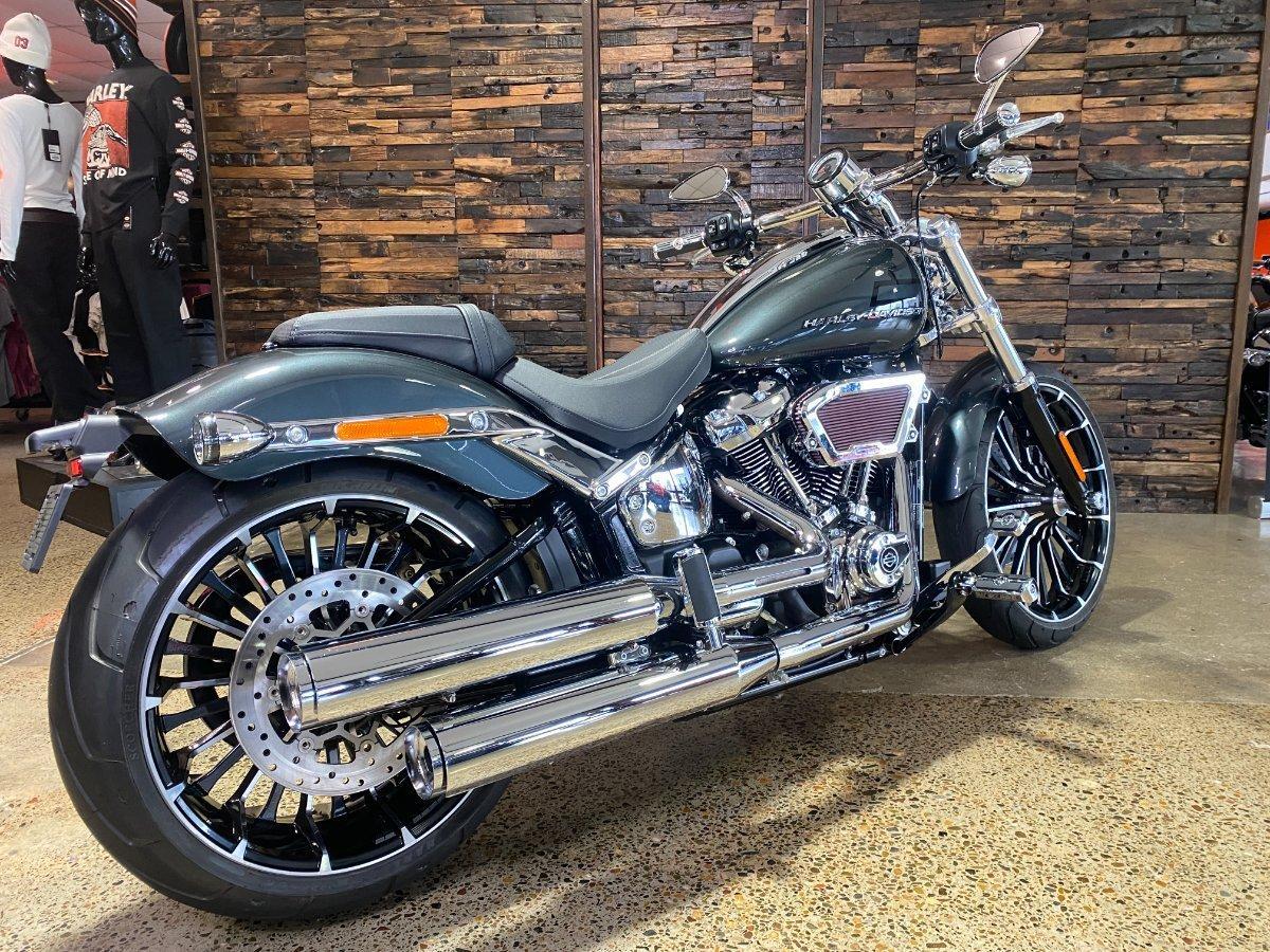 2026 HARLEY-DAVIDSON FXBR BREAKOUT (117) CRUISER