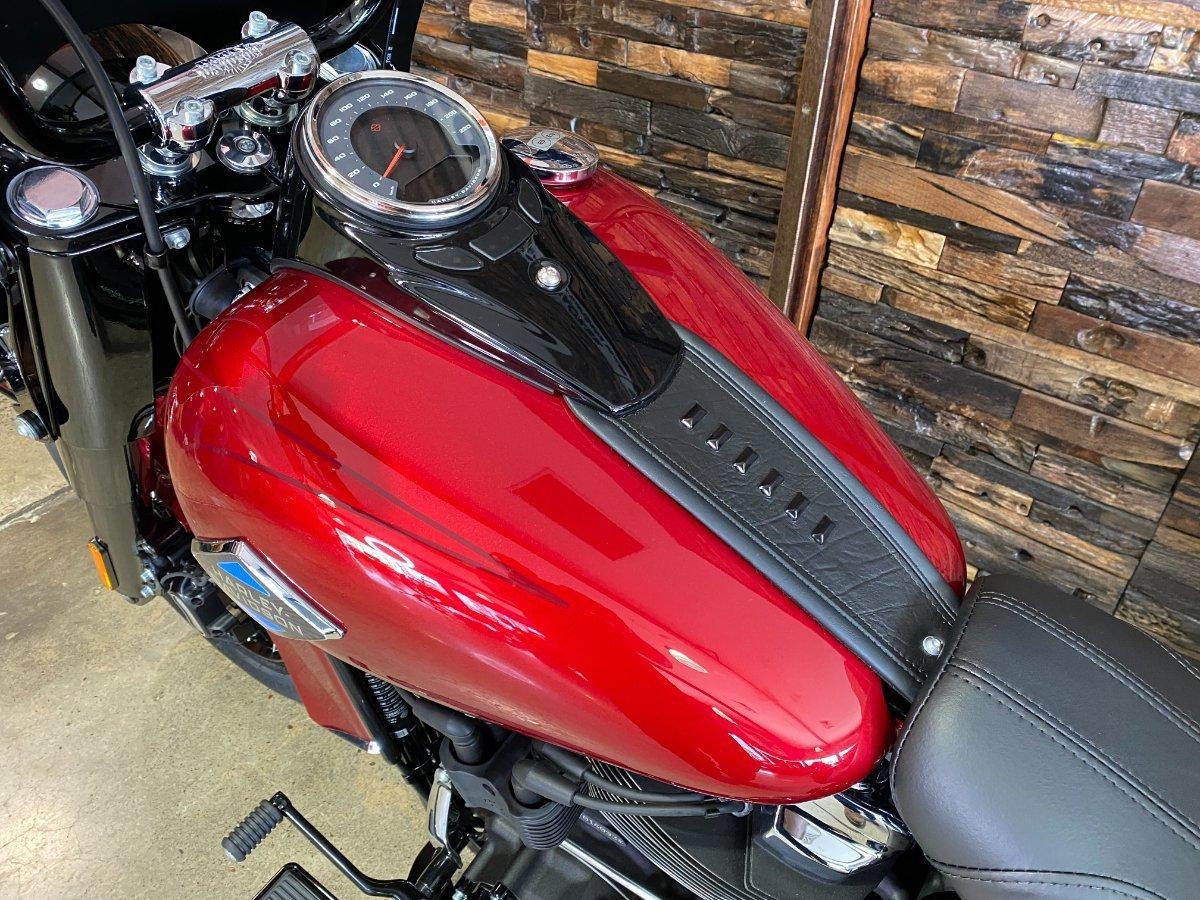 2026 HARLEY-DAVIDSON FLHC HERITAGE CLASSIC (117) CRUISER