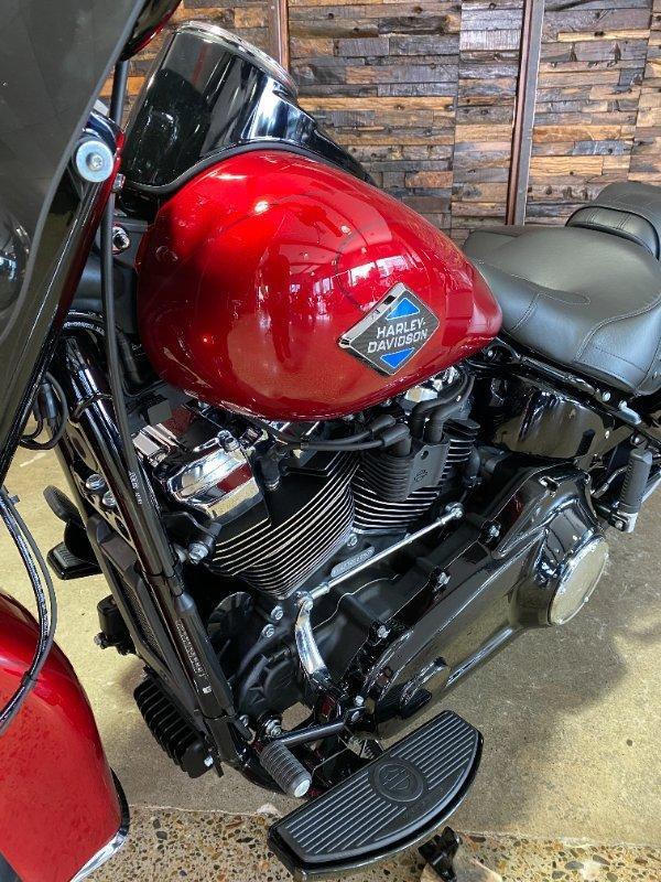 2026 HARLEY-DAVIDSON FLHC HERITAGE CLASSIC (117) CRUISER