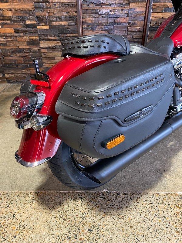 2026 HARLEY-DAVIDSON FLHC HERITAGE CLASSIC (117) CRUISER