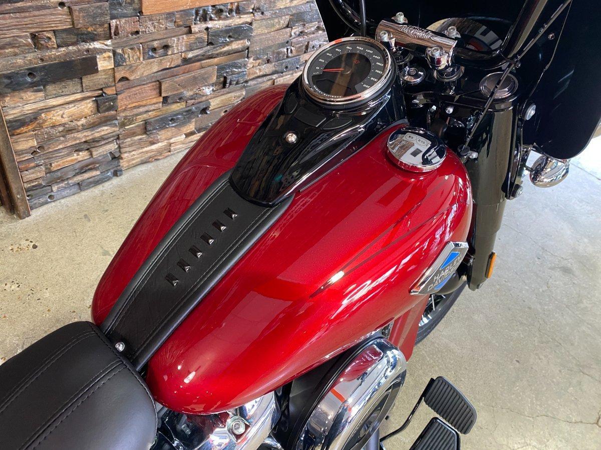 2026 HARLEY-DAVIDSON FLHC HERITAGE CLASSIC (117) CRUISER