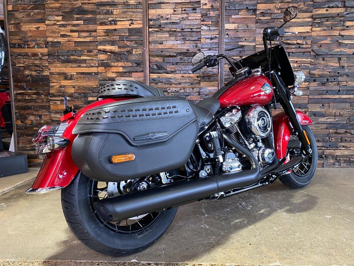 2026 HARLEY-DAVIDSON FLHC HERITAGE CLASSIC (117) CRUISER