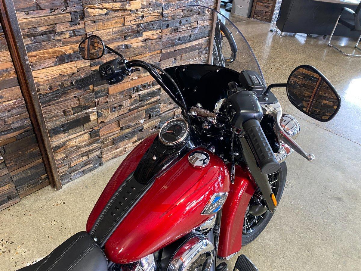2026 HARLEY-DAVIDSON FLHC HERITAGE CLASSIC (117) CRUISER