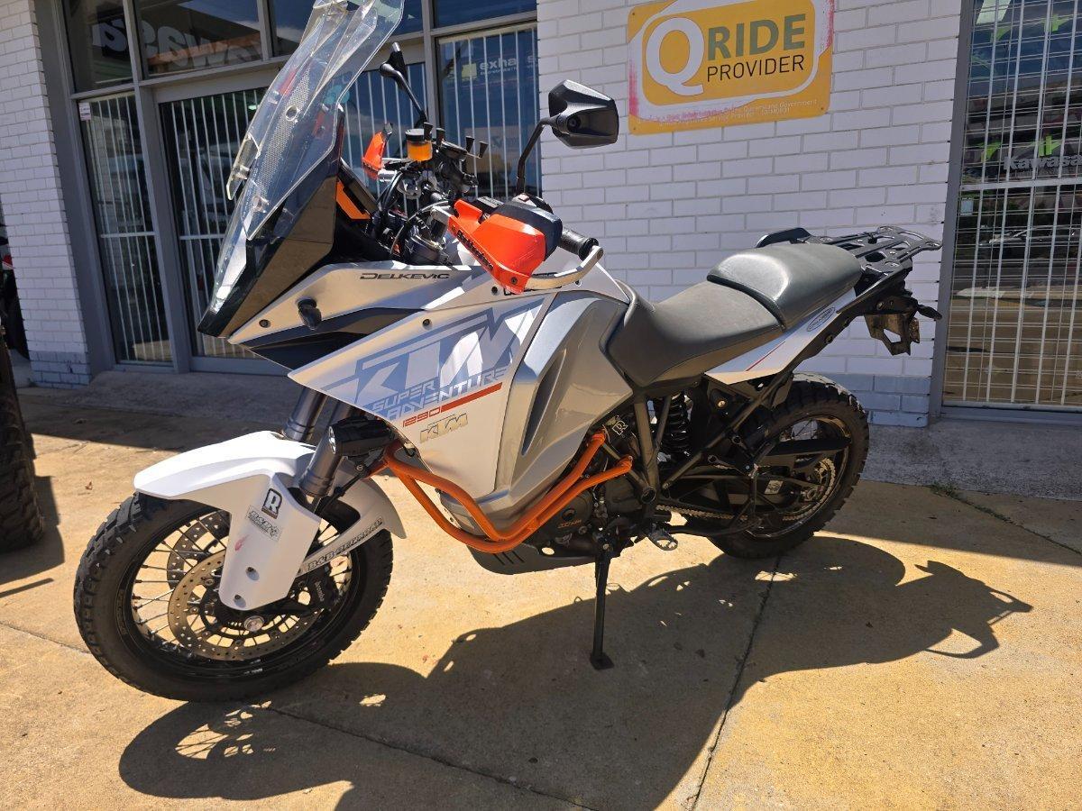 2015 KTM 1290 SUPER ADVENTURE DUAL SPORTS