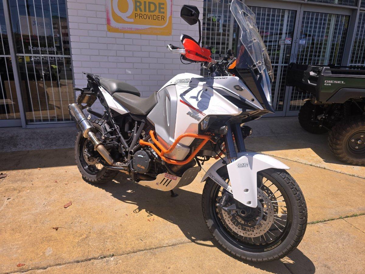 2015 KTM 1290 SUPER ADVENTURE DUAL SPORTS