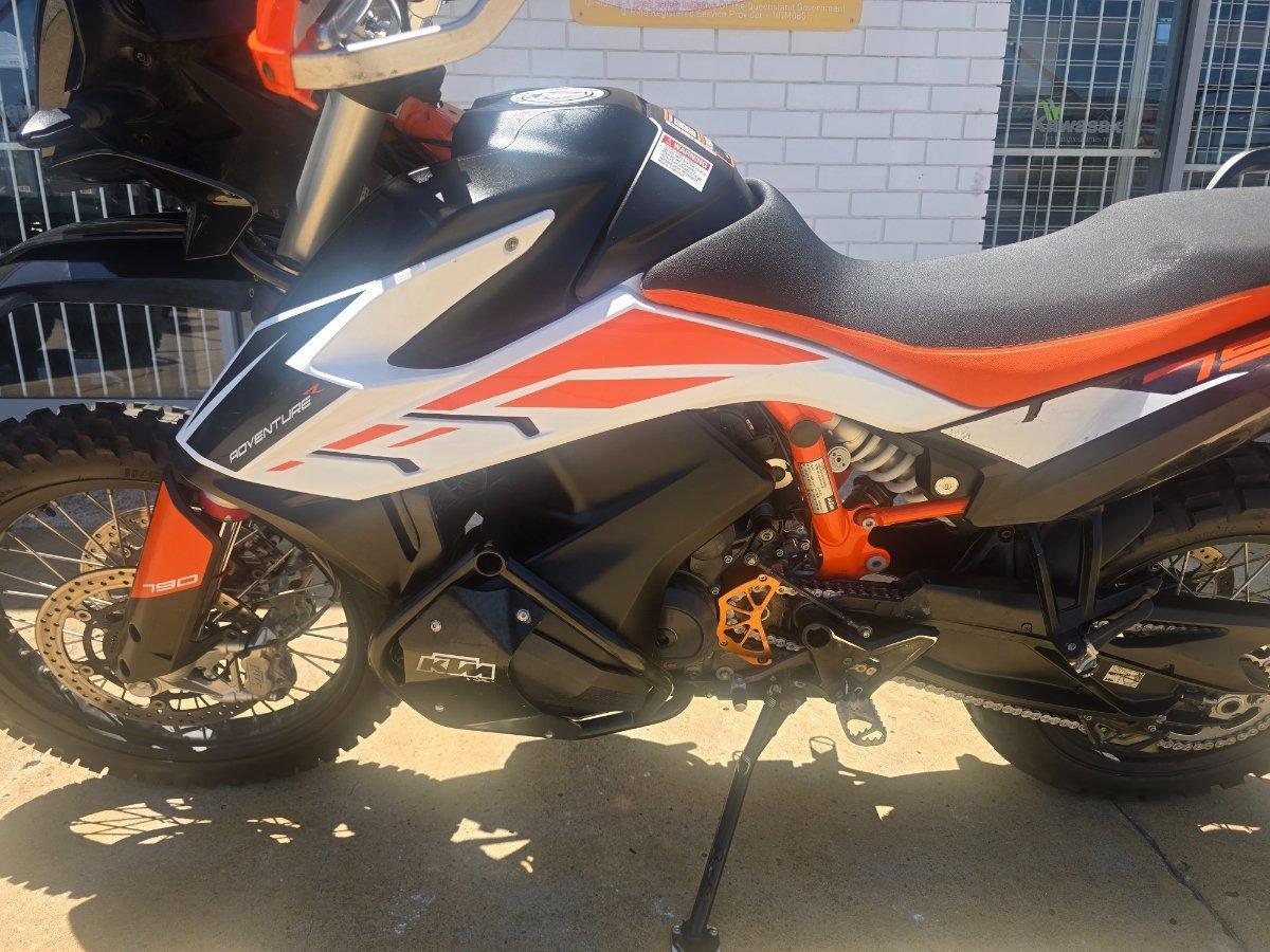 2019 KTM KTM 790 ADVENTURE R DUAL SPORTS