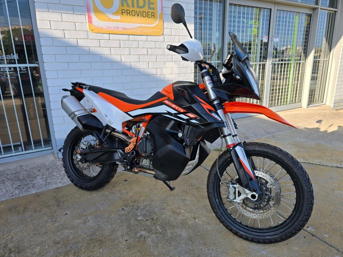 2021 KTM 890 ADVENTURE R DUAL SPORTS