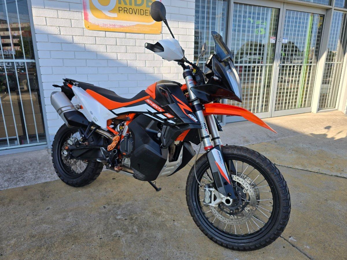 2021 KTM 890 ADVENTURE R DUAL SPORTS