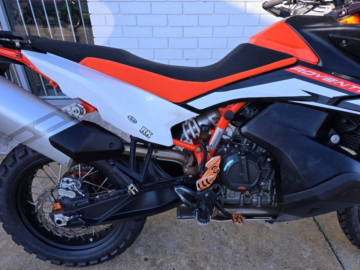 2021 KTM 890 ADVENTURE R DUAL SPORTS