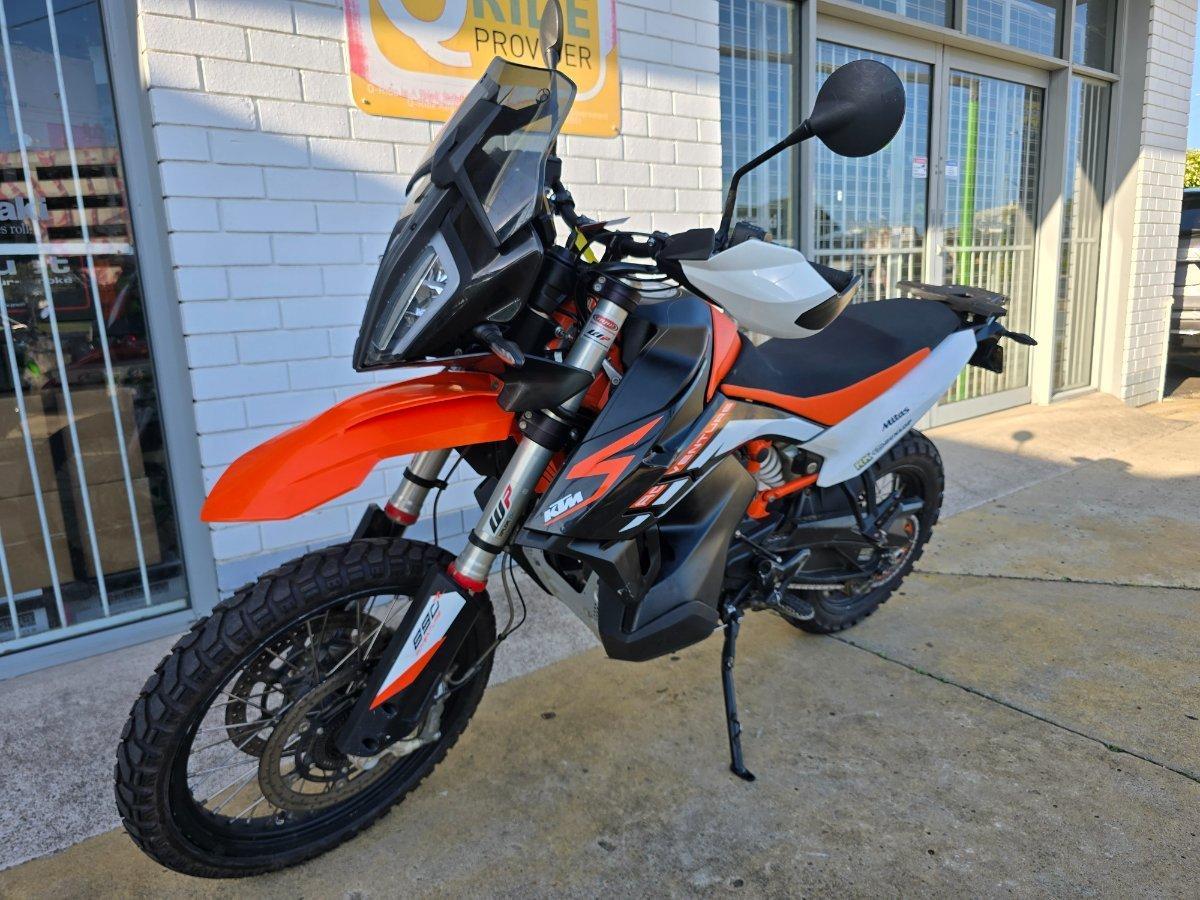 2021 KTM 890 ADVENTURE R DUAL SPORTS