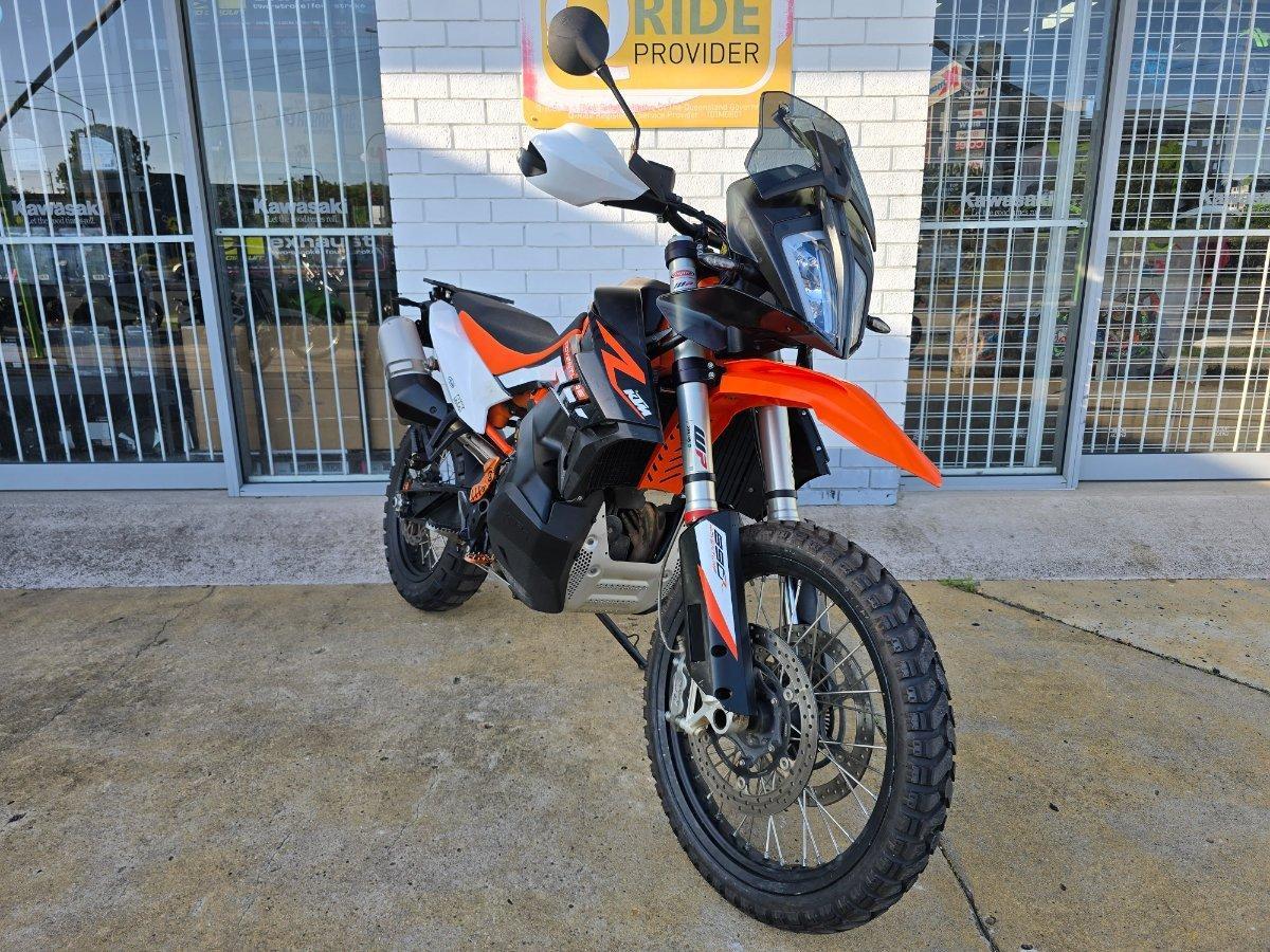 2021 KTM 890 ADVENTURE R DUAL SPORTS