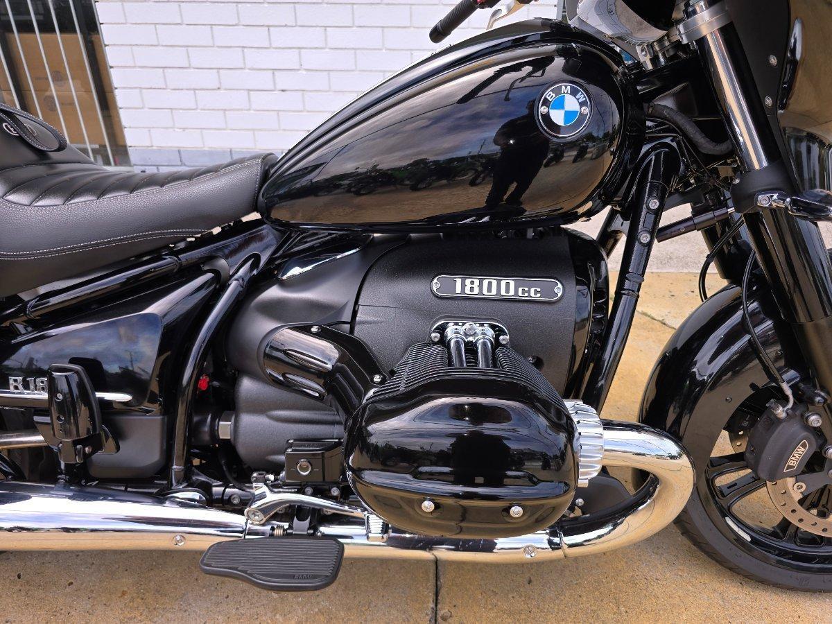2022 BMW R18 B DELUXE CRUISER