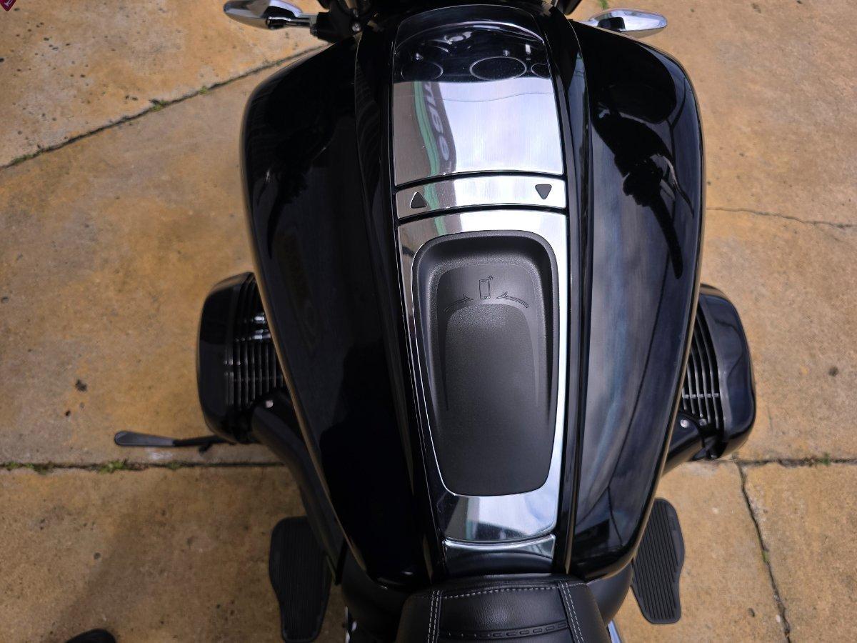 2022 BMW R18 B DELUXE CRUISER