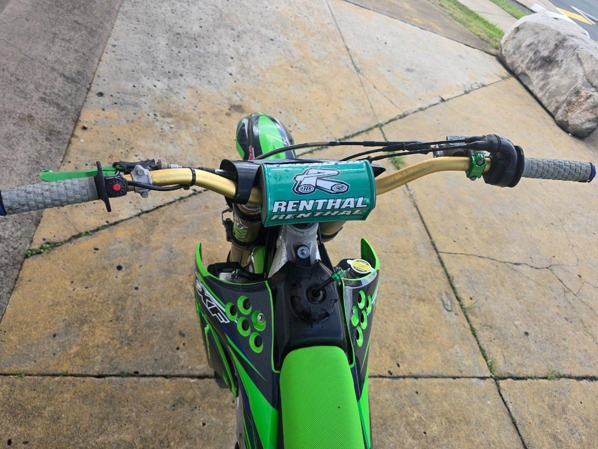 2010 KAWASAKI KX450F MOTOCROSS