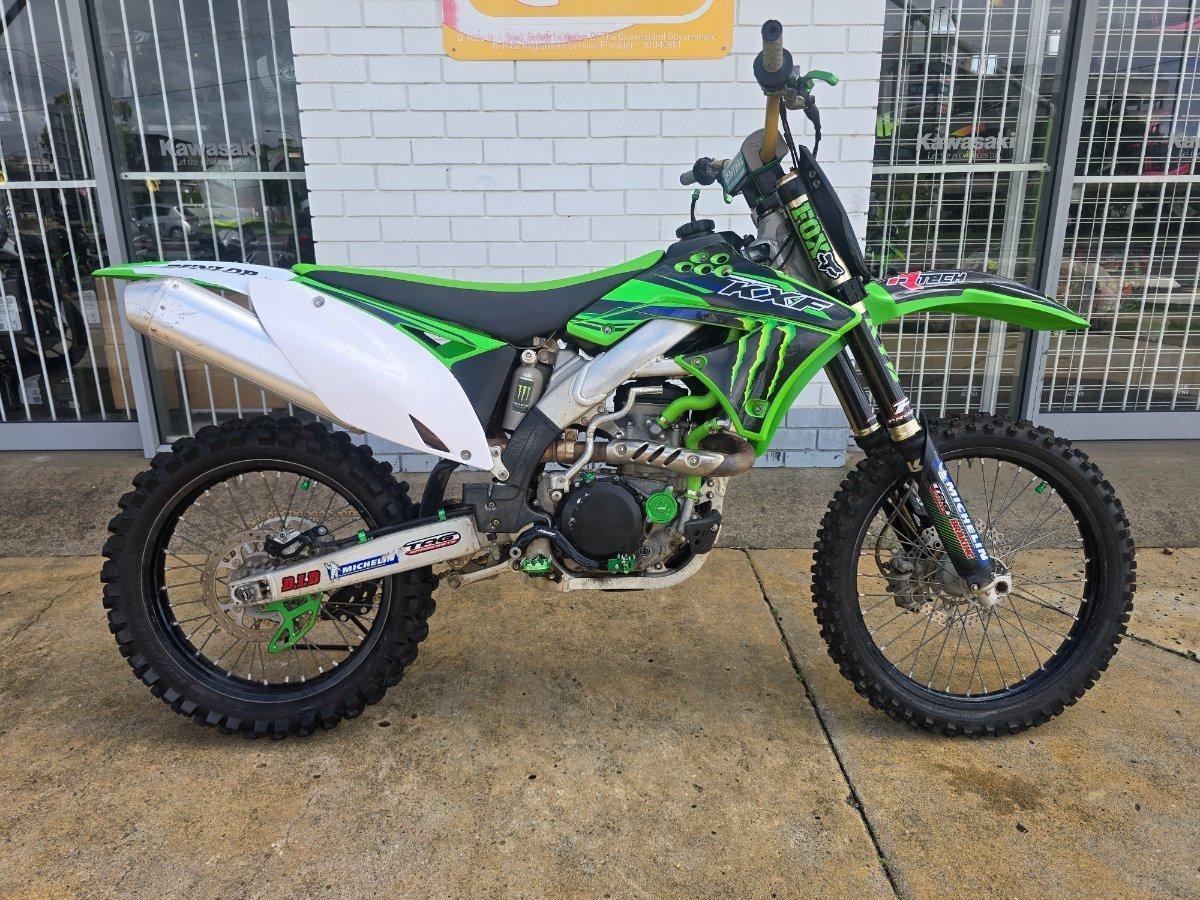 2010 KAWASAKI KX450F MOTOCROSS