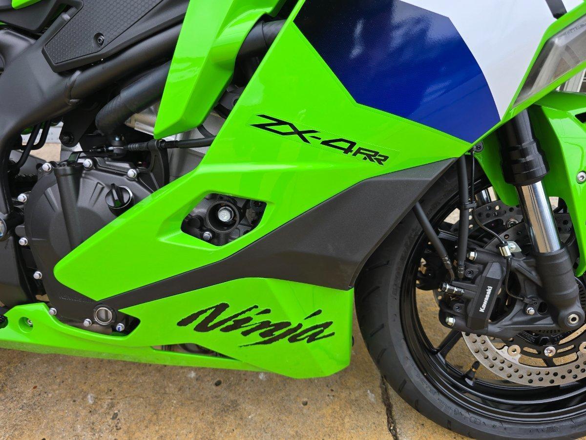 2026 KAWASAKI NINJA 400 ZX-4RR KRT SPORTS