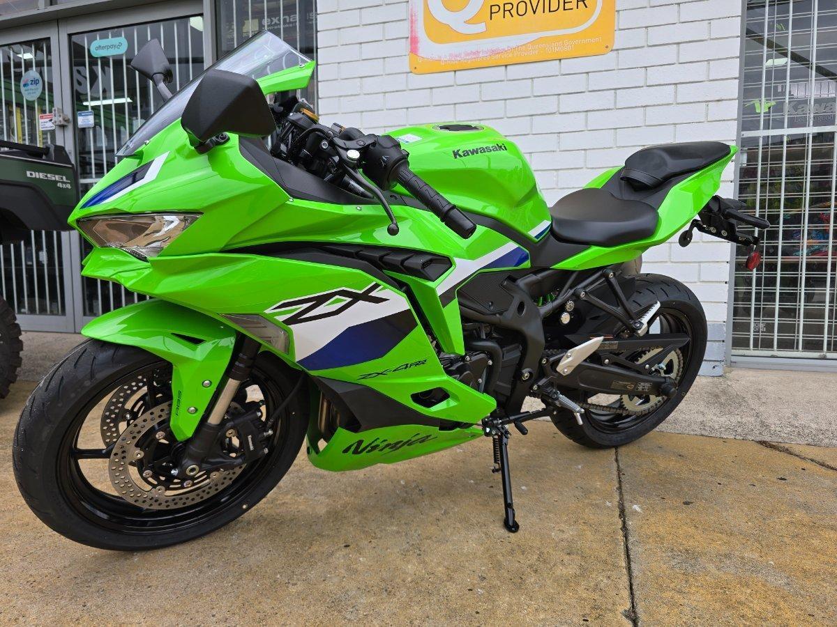 2026 KAWASAKI NINJA 400 ZX-4RR KRT SPORTS