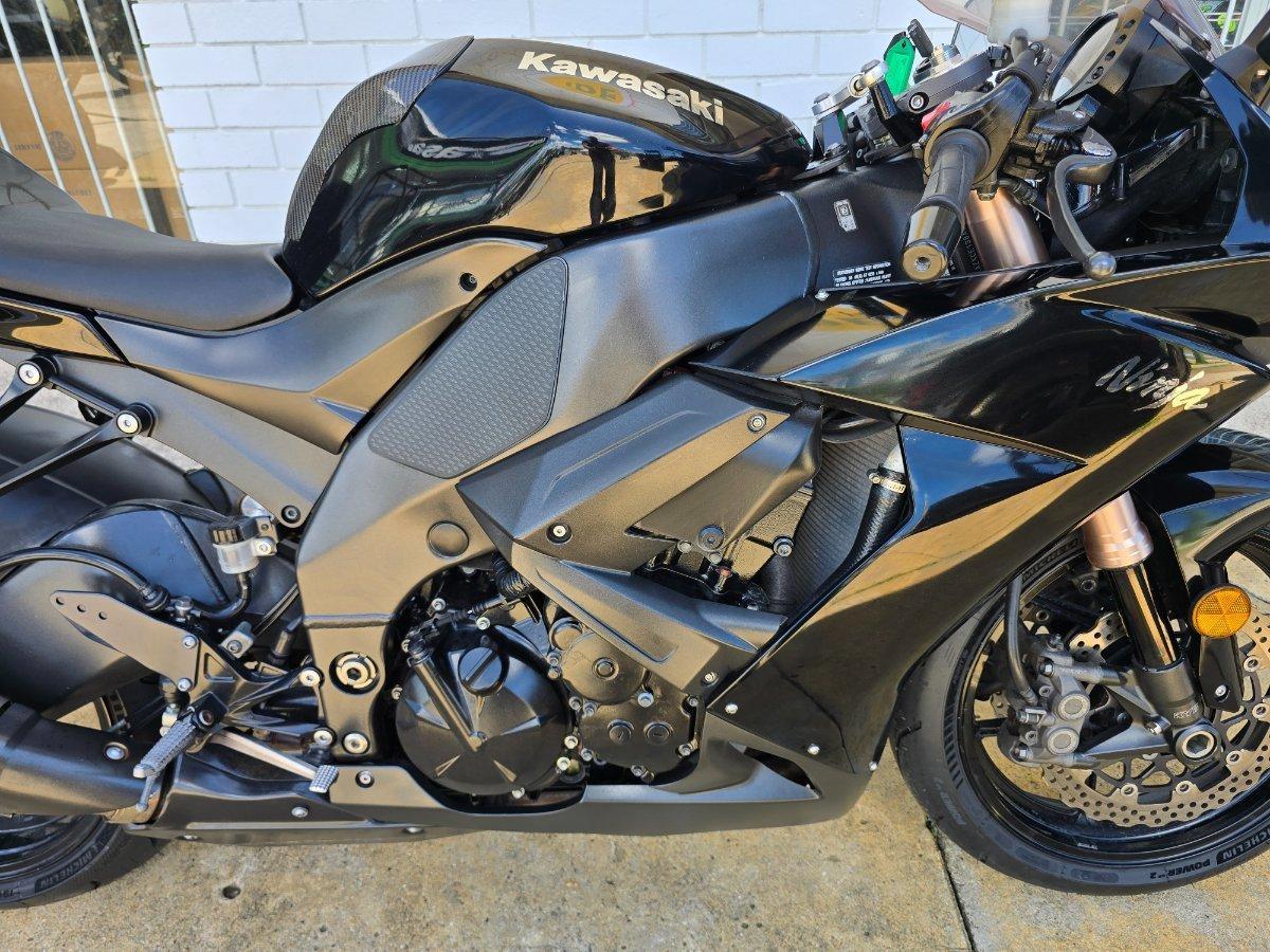 2008 KAWASAKI NINJA ZX-10R SPORTS