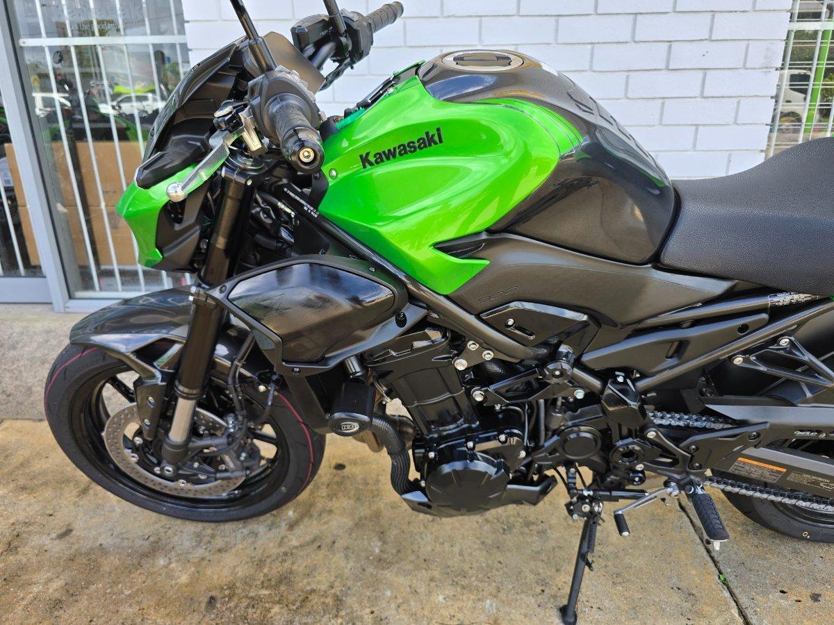 2026 KAWASAKI Z900 (ZR900RS) SPORTS