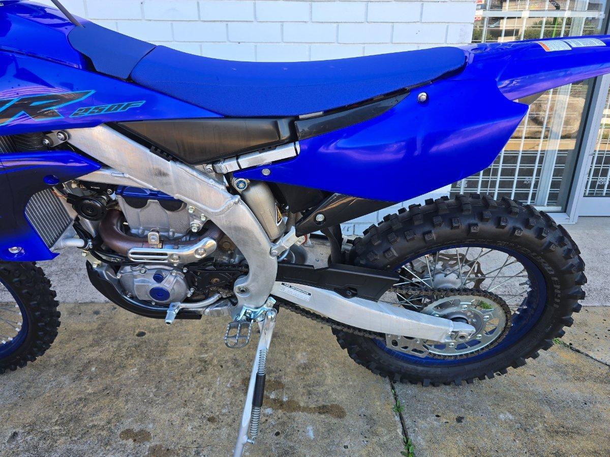 2024 YAMAHA WR250F ENDURO