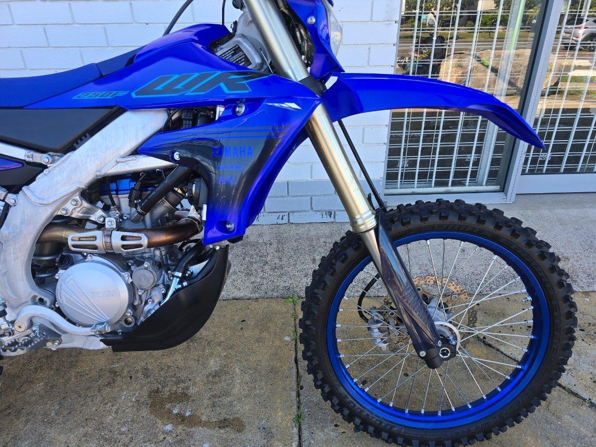 2024 YAMAHA WR250F ENDURO