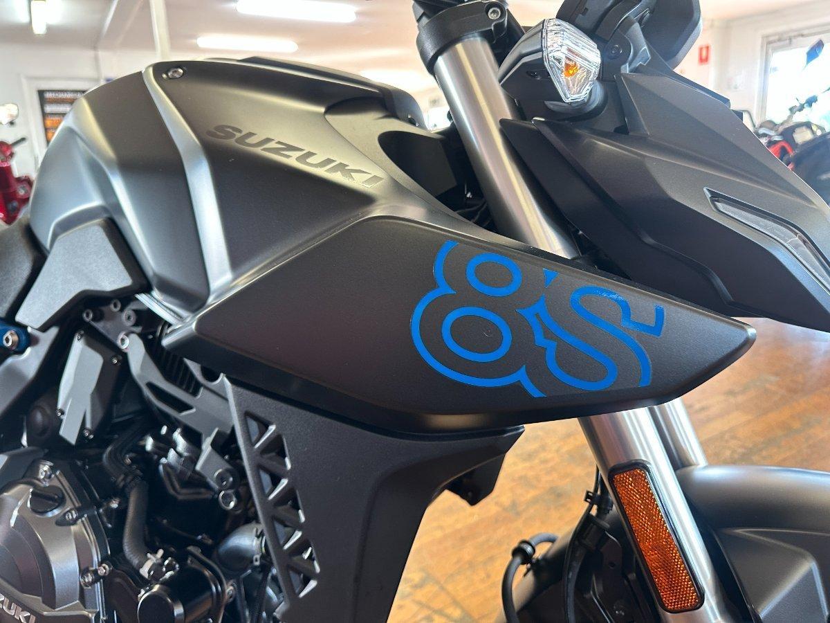 2025 SUZUKI GSX-8S ROAD