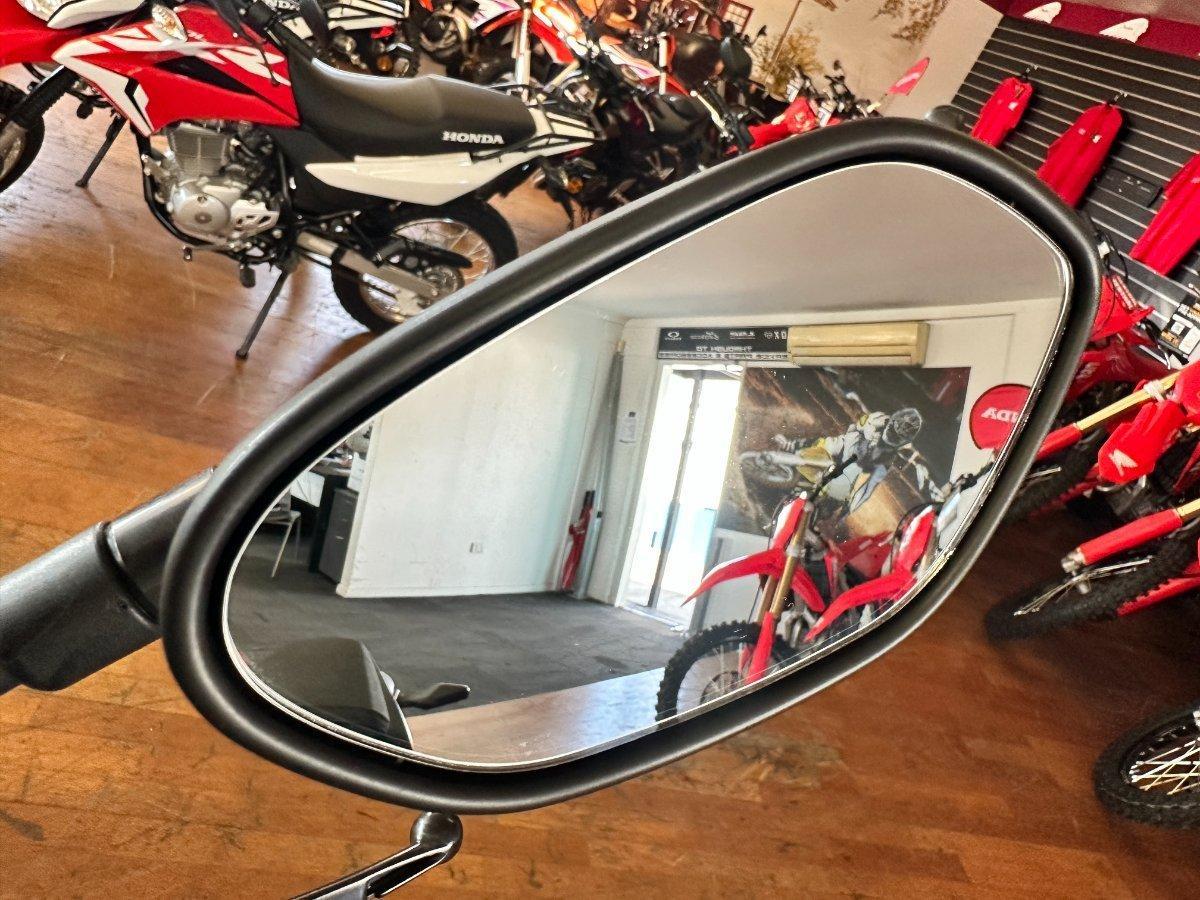 2025 SUZUKI GSX-8S ROAD