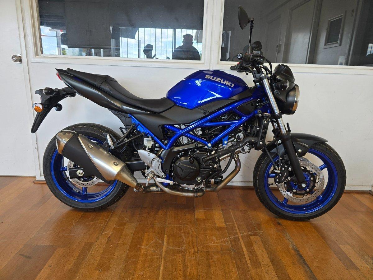 2024 SUZUKI SV650 LAMS ROAD