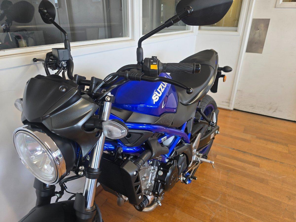2024 SUZUKI SV650 LAMS ROAD