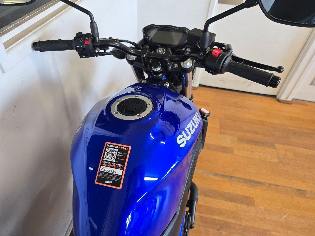 2024 SUZUKI SV650 LAMS ROAD