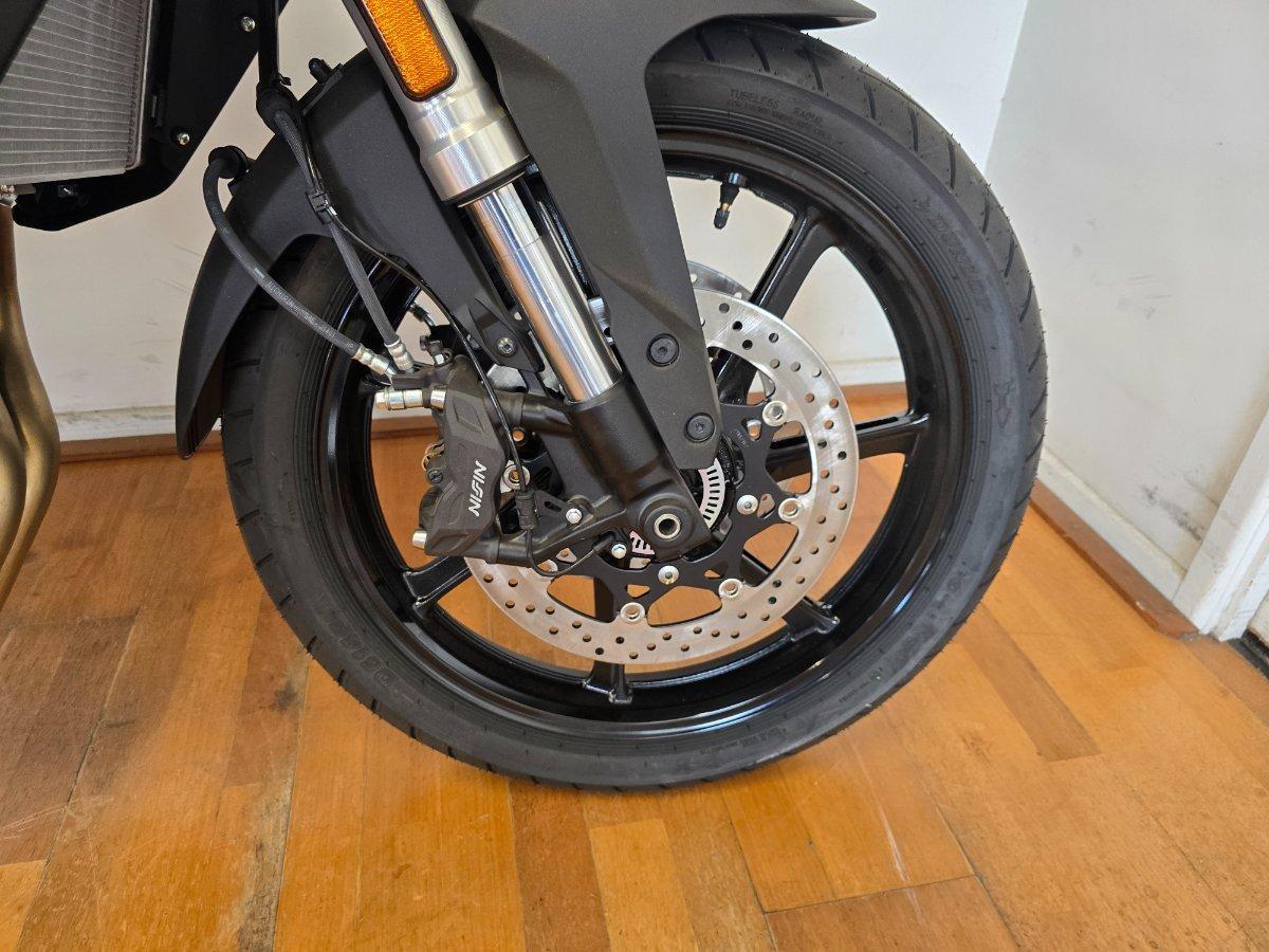 2024 SUZUKI V-STROM 800 ROAD