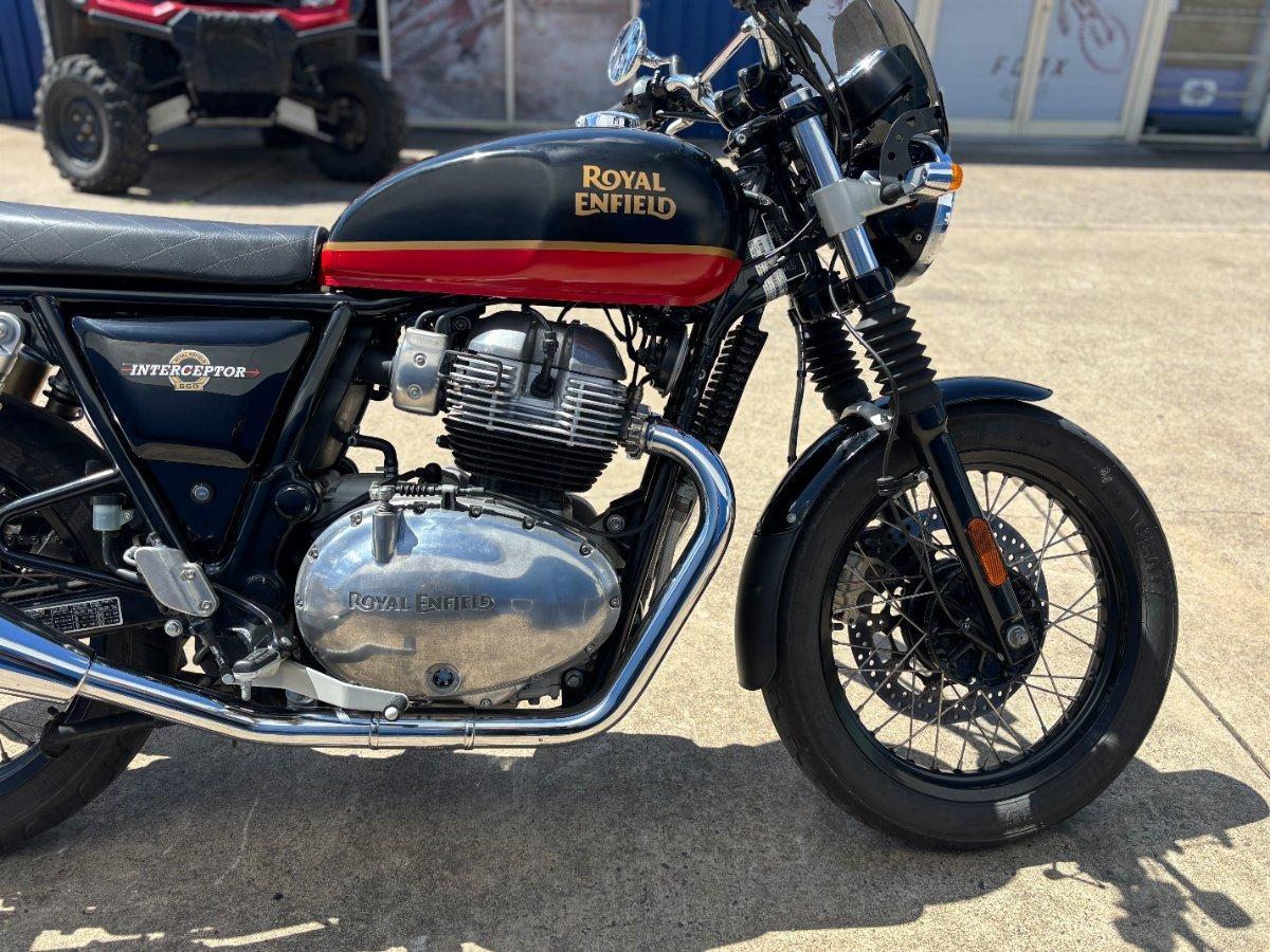 2022 ROYAL ENFIELD (SEE ALSO ENFIELD) INTERCEPTOR 650 E5 CLASSIC ROAD
