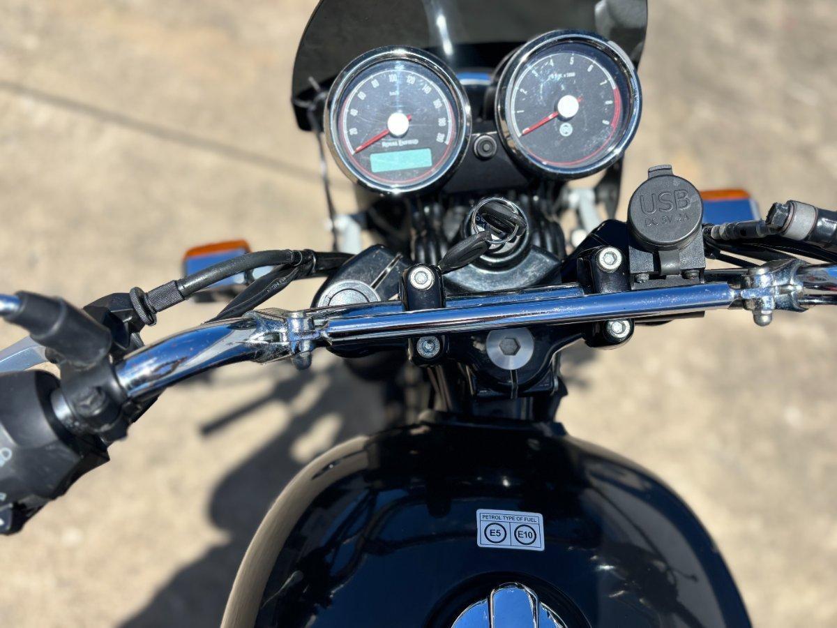 2022 ROYAL ENFIELD (SEE ALSO ENFIELD) INTERCEPTOR 650 E5 CLASSIC ROAD