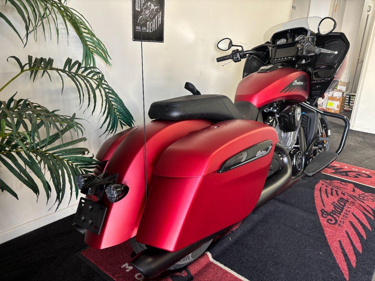 2024 INDIAN CHALLENGER DARK HORSE ROAD