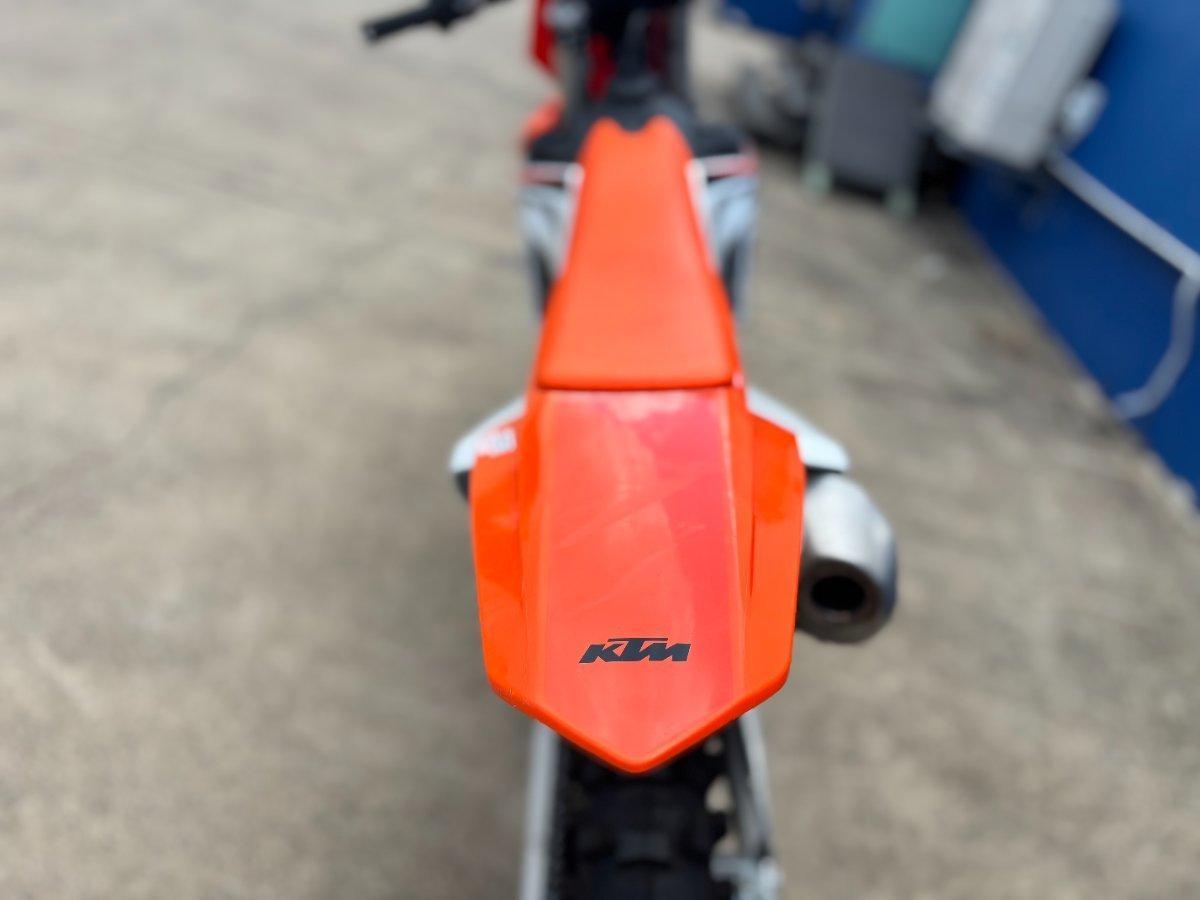 2024 KTM 450 SX-F MOTOCROSS