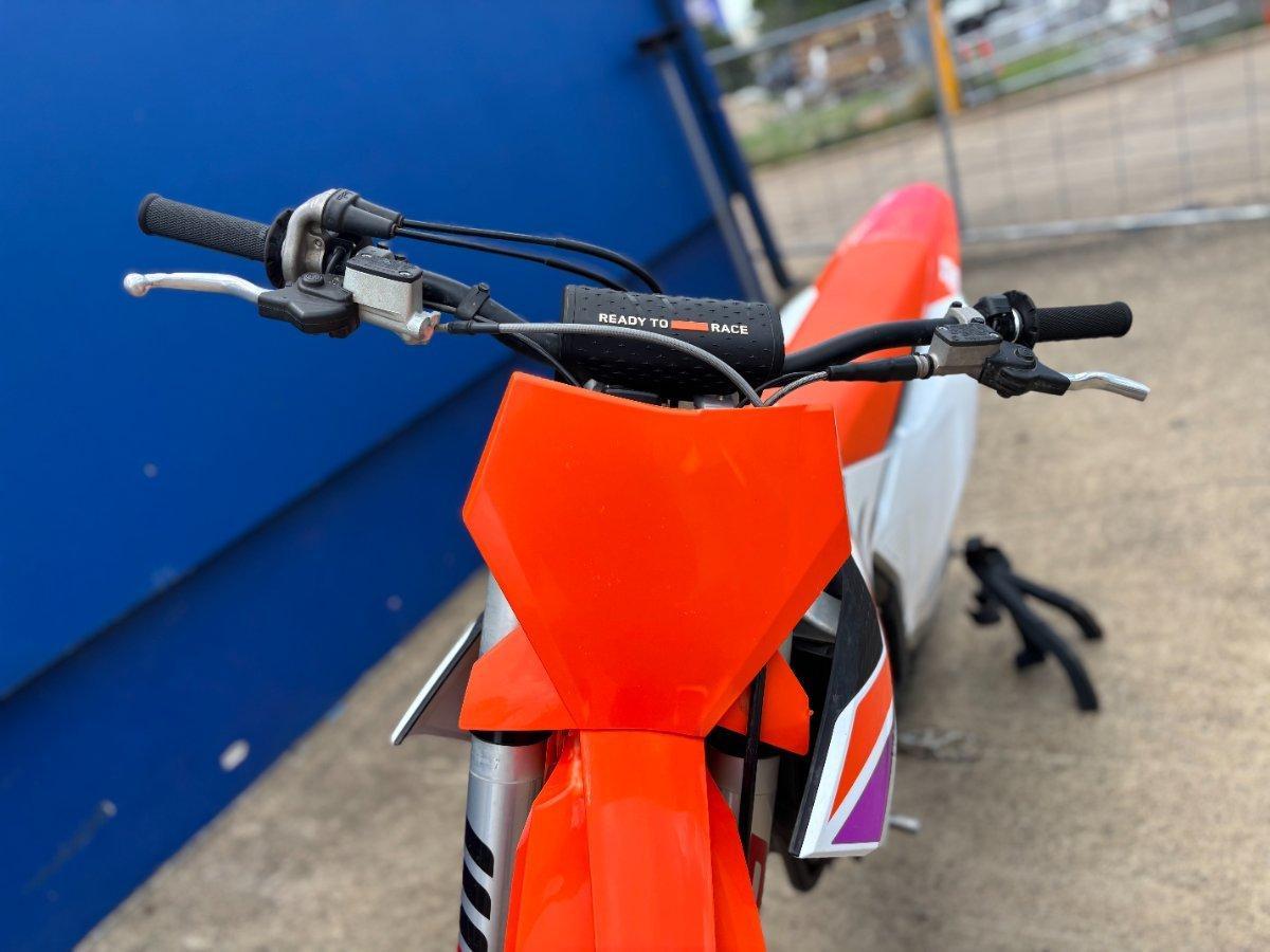 2024 KTM 450 SX-F MOTOCROSS