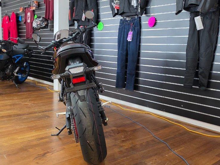 2025 SUZUKI GSX-8TT ROAD