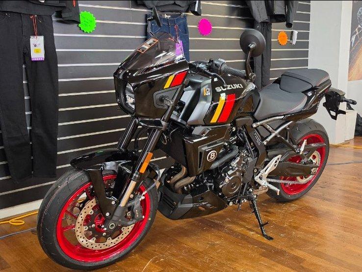 2025 SUZUKI GSX-8TT ROAD
