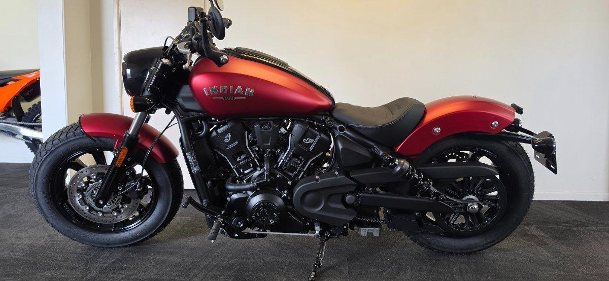 2025 INDIAN SCOUT BOBBER CRUISER
