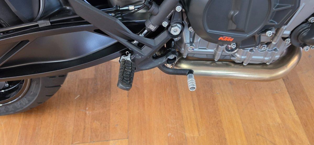 2024 KTM 790 DUKE ROAD